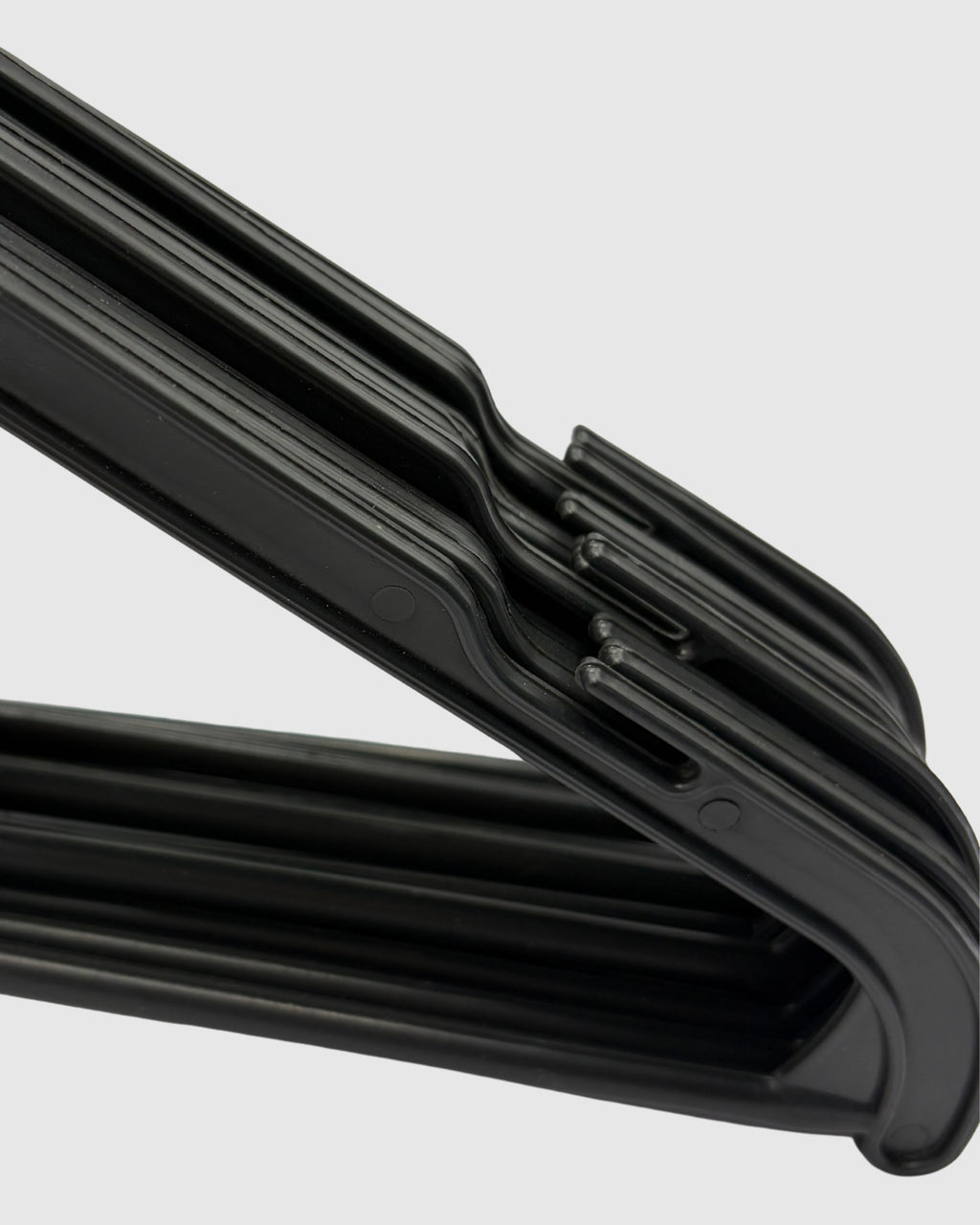 Cabide 42cm Organizador Adulto Robusto Preto Grande Firme Suporta até 5kg de Roupas